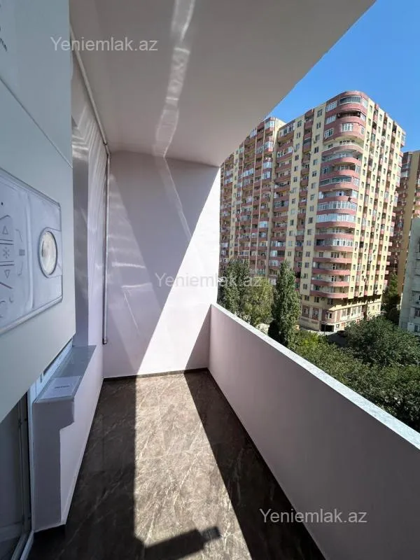 Satılır 3 otaqlı köhnə tikili 90 m²