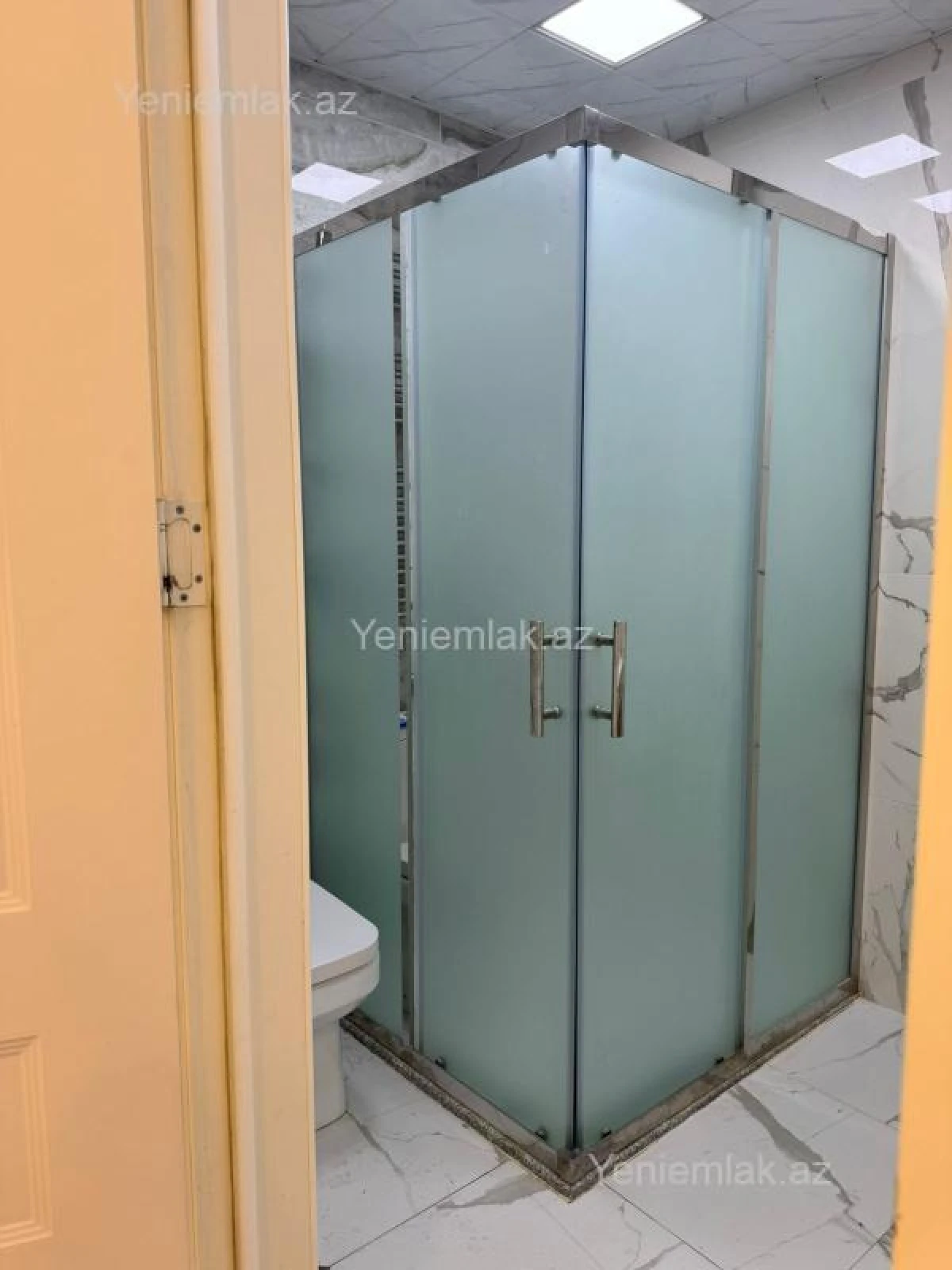 Satılır 3 otaqlı yeni tikili 115 m²