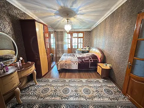 Satılır 3 otaqlı köhnə tikili 75 m²