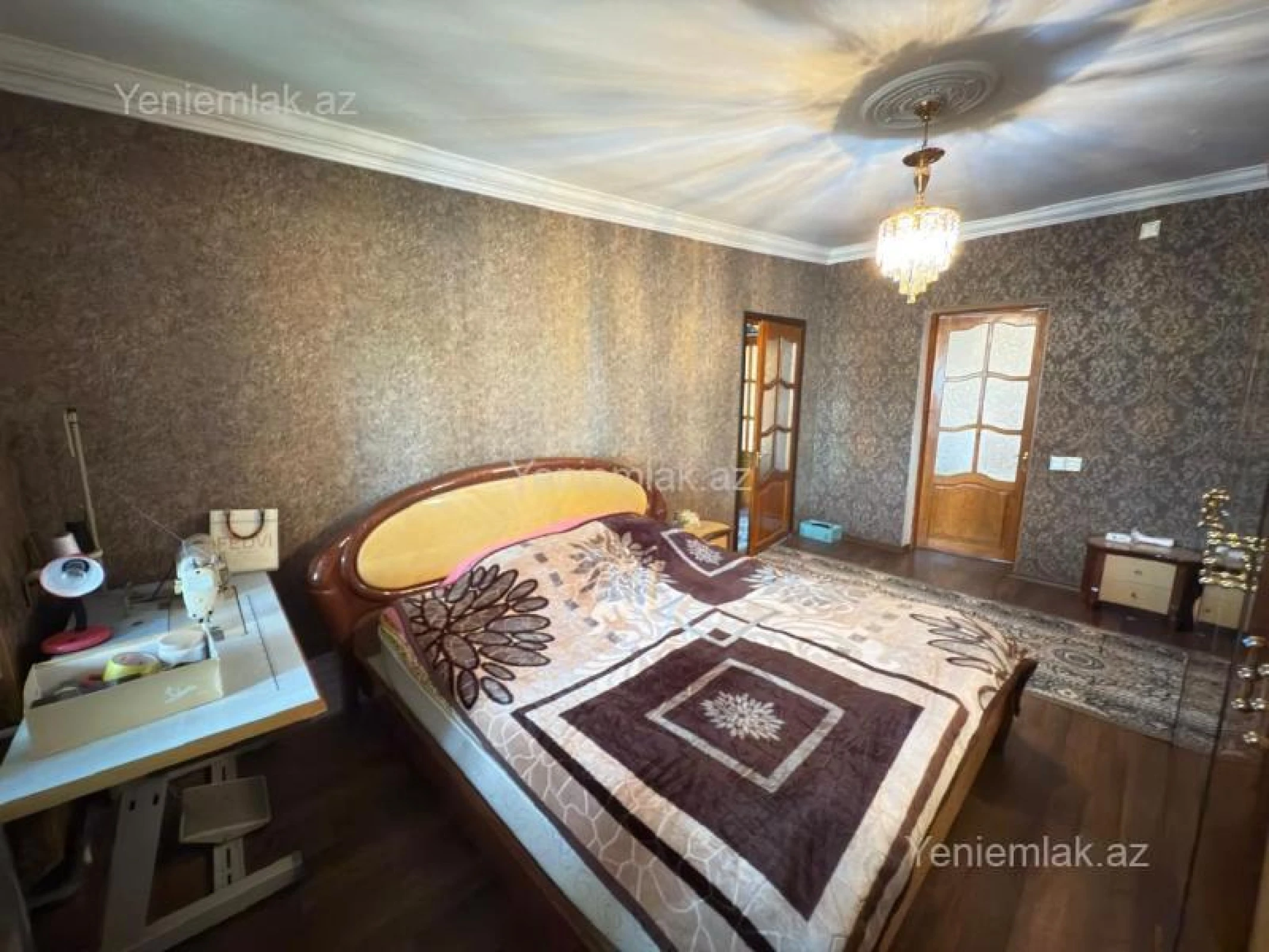 Satılır 3 otaqlı köhnə tikili 75 m²