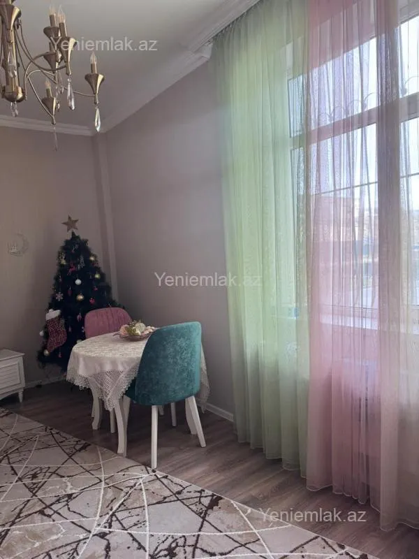 Satılır 3 otaqlı yeni tikili 85 m²