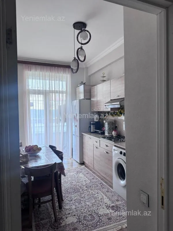 Satılır 3 otaqlı yeni tikili 85 m²