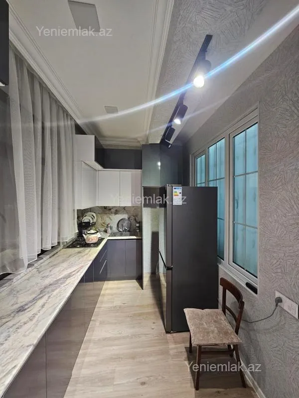 Satılır 2 otaqlı yeni tikili 84 m²