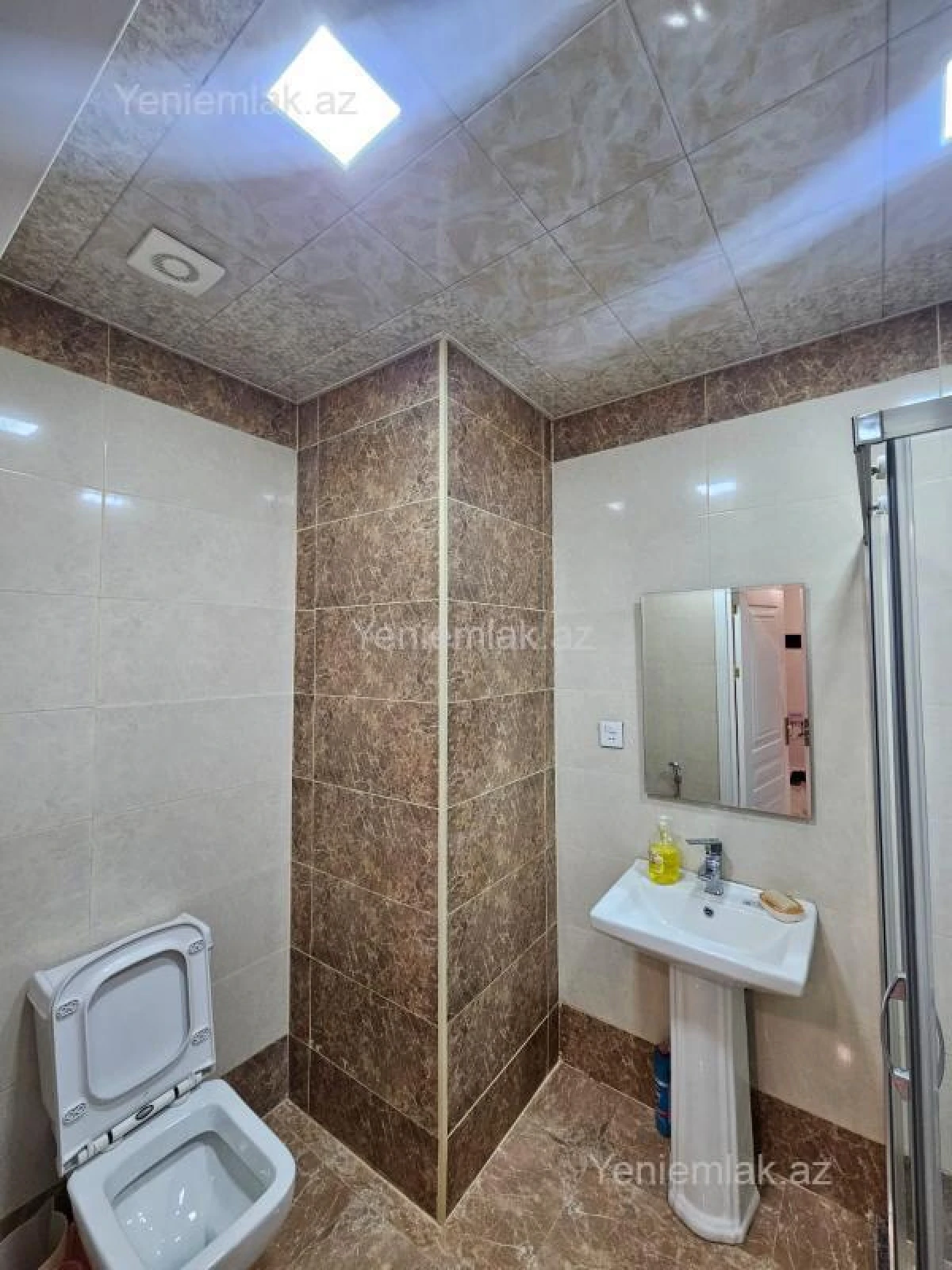 Satılır 2 otaqlı yeni tikili 84 m²
