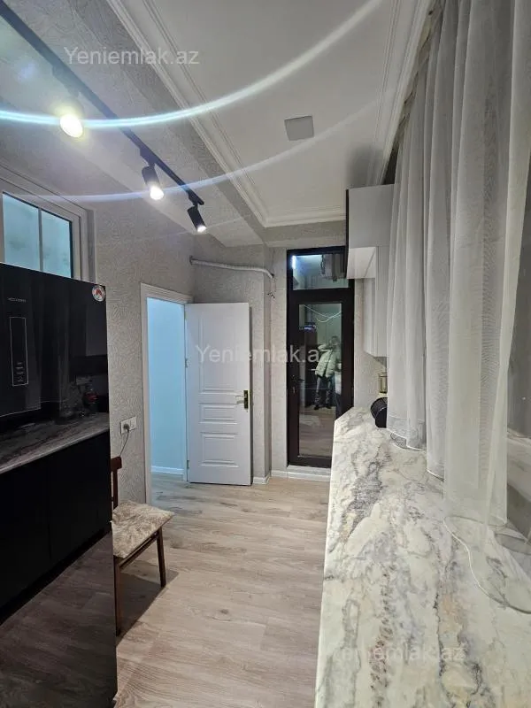 Satılır 2 otaqlı yeni tikili 84 m²
