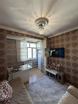 Satılır 1 otaqlı köhnə tikili 40 m²