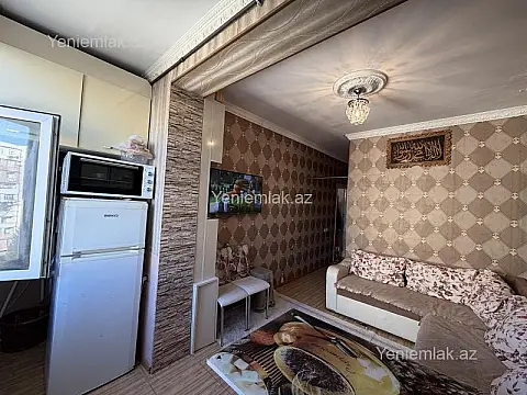 Satılır 1 otaqlı köhnə tikili 40 m²