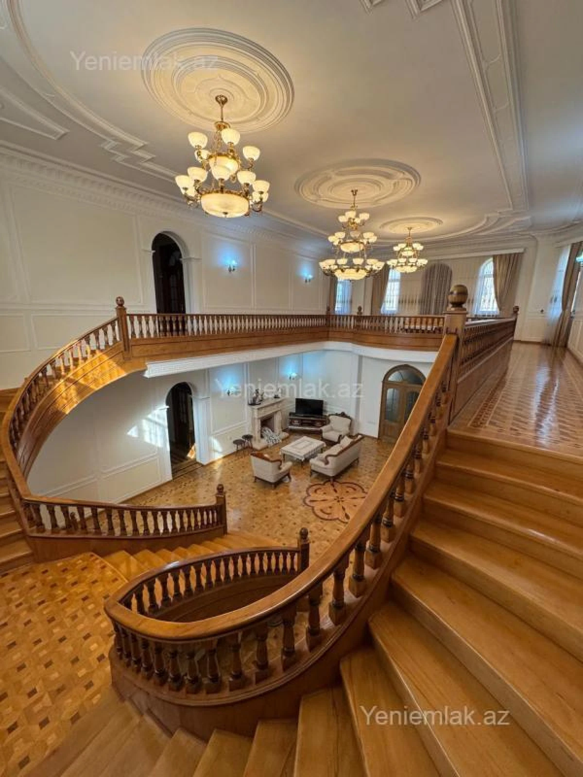 Satılır 6 otaqlı həyət evi 450 m²