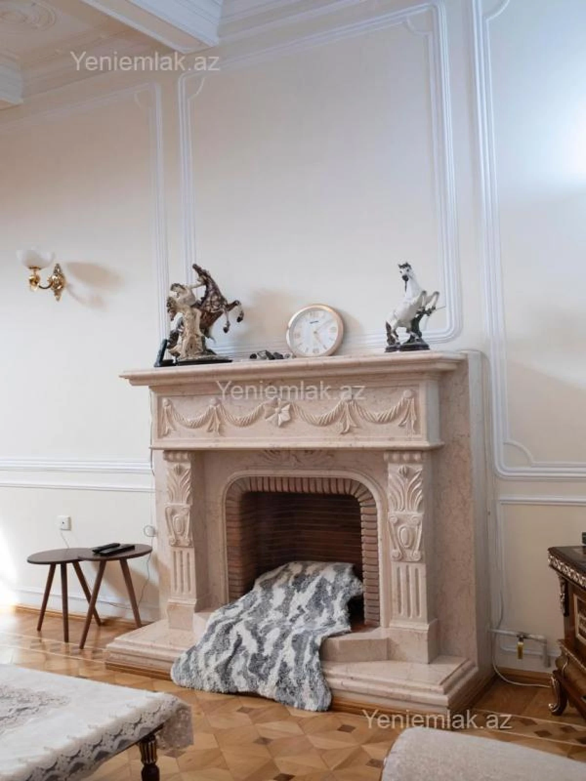 Satılır 6 otaqlı həyət evi 450 m²