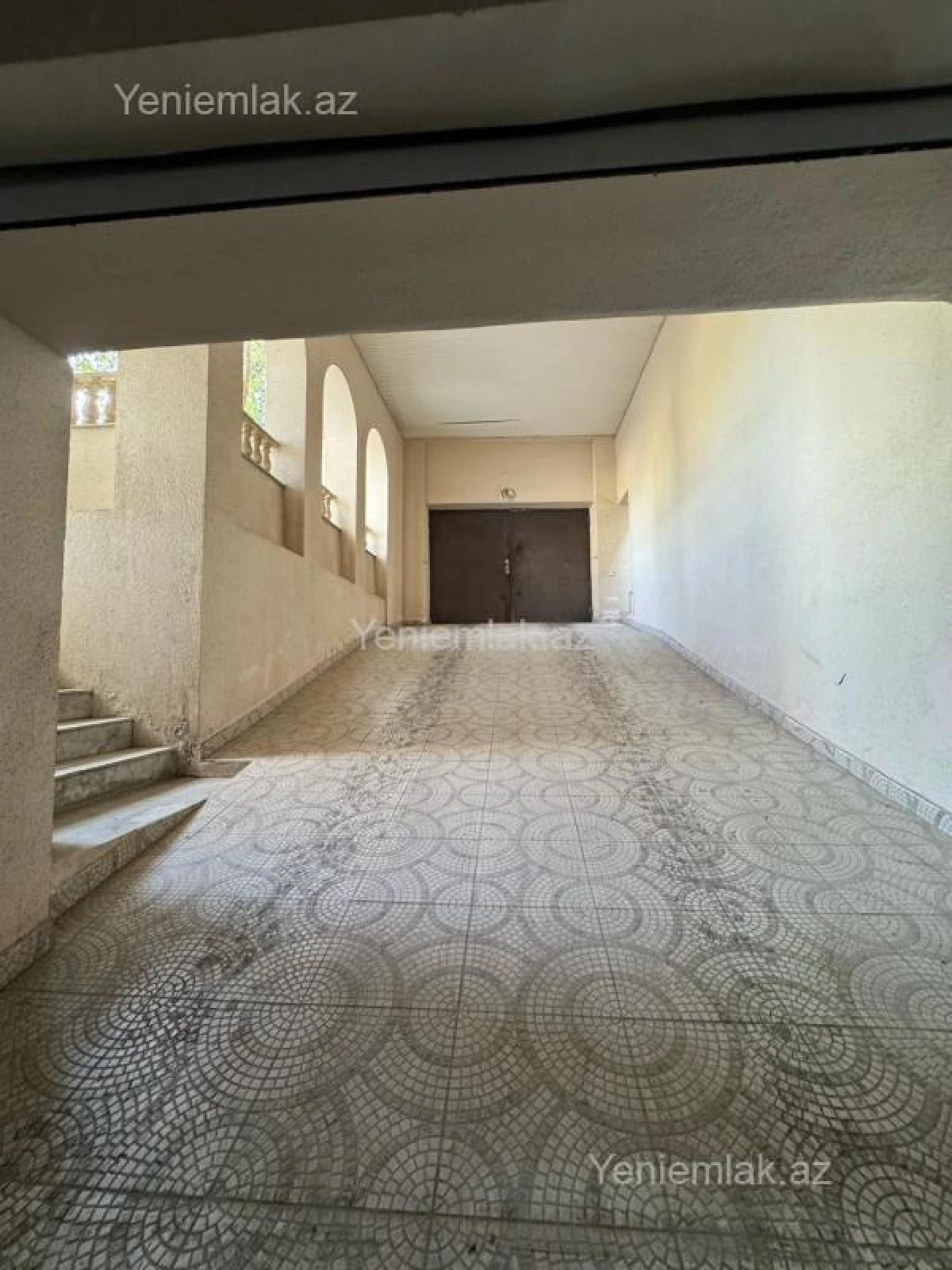 Satılır 6 otaqlı həyət evi 450 m²