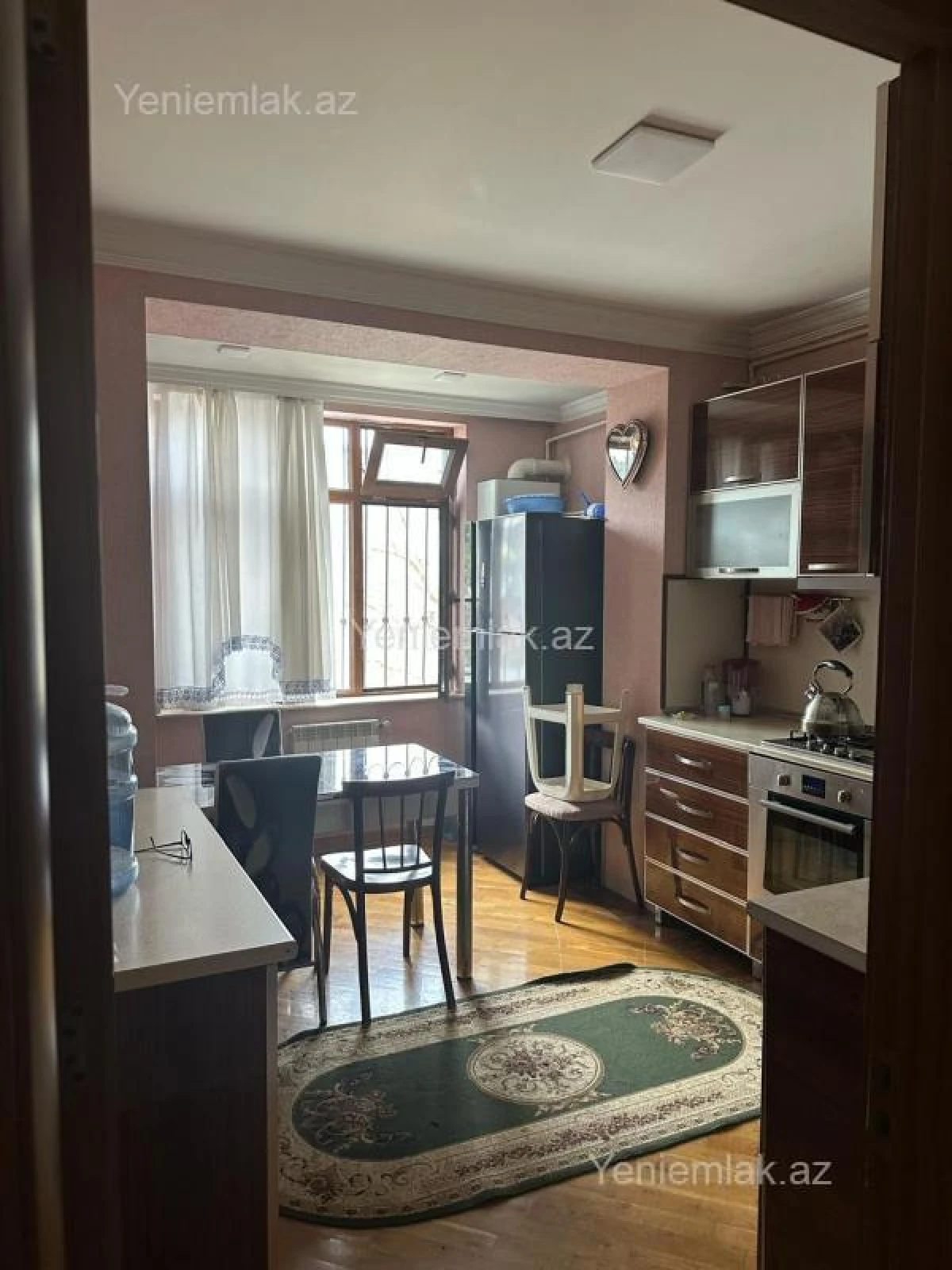 Satılır 4 otaqlı köhnə tikili 110 m²