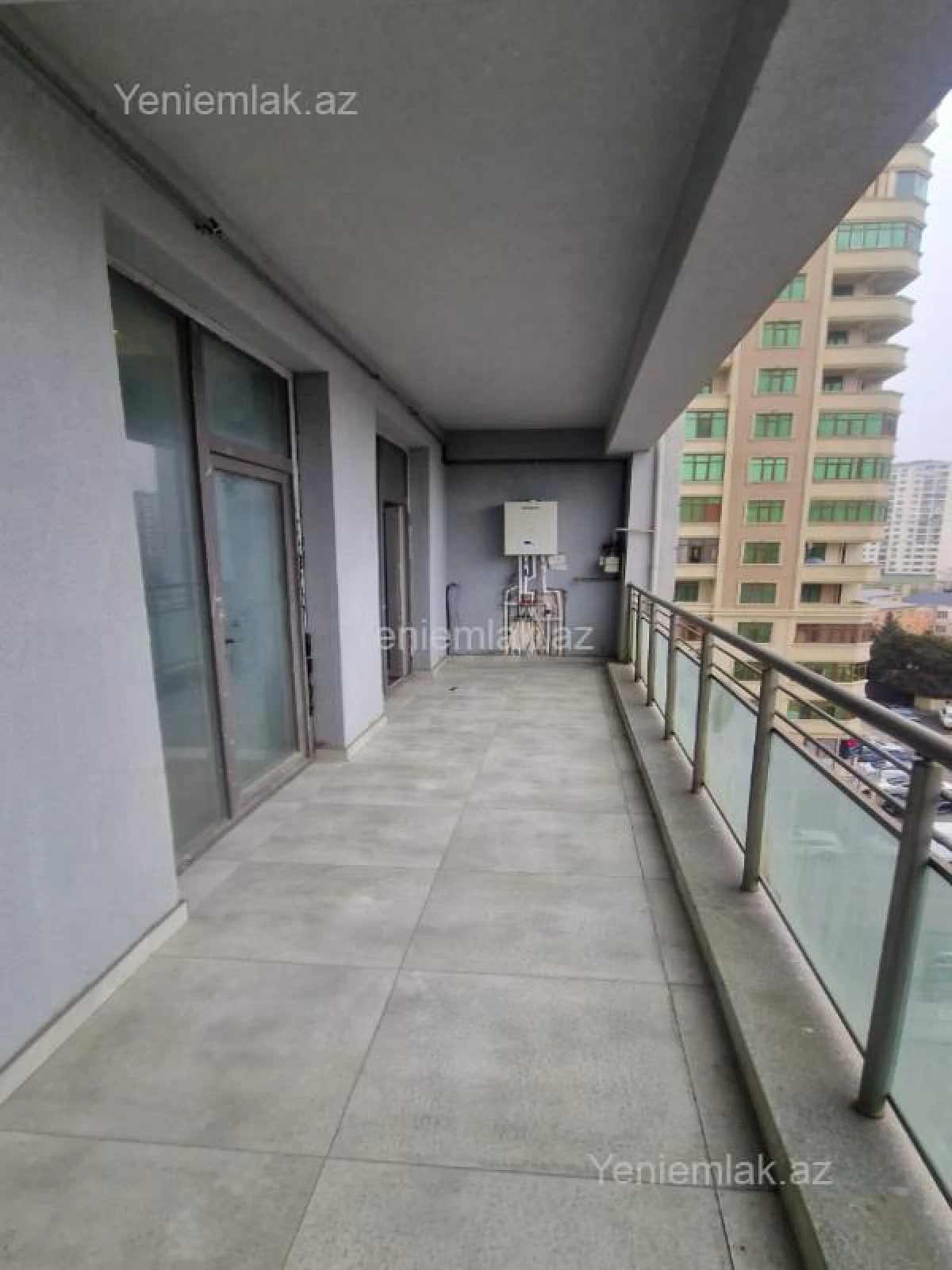 Satılır 4 otaqlı yeni tikili 186 m²