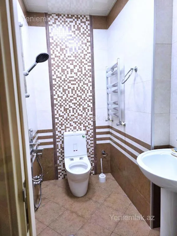 Satılır 3 otaqlı yeni tikili 80 m²