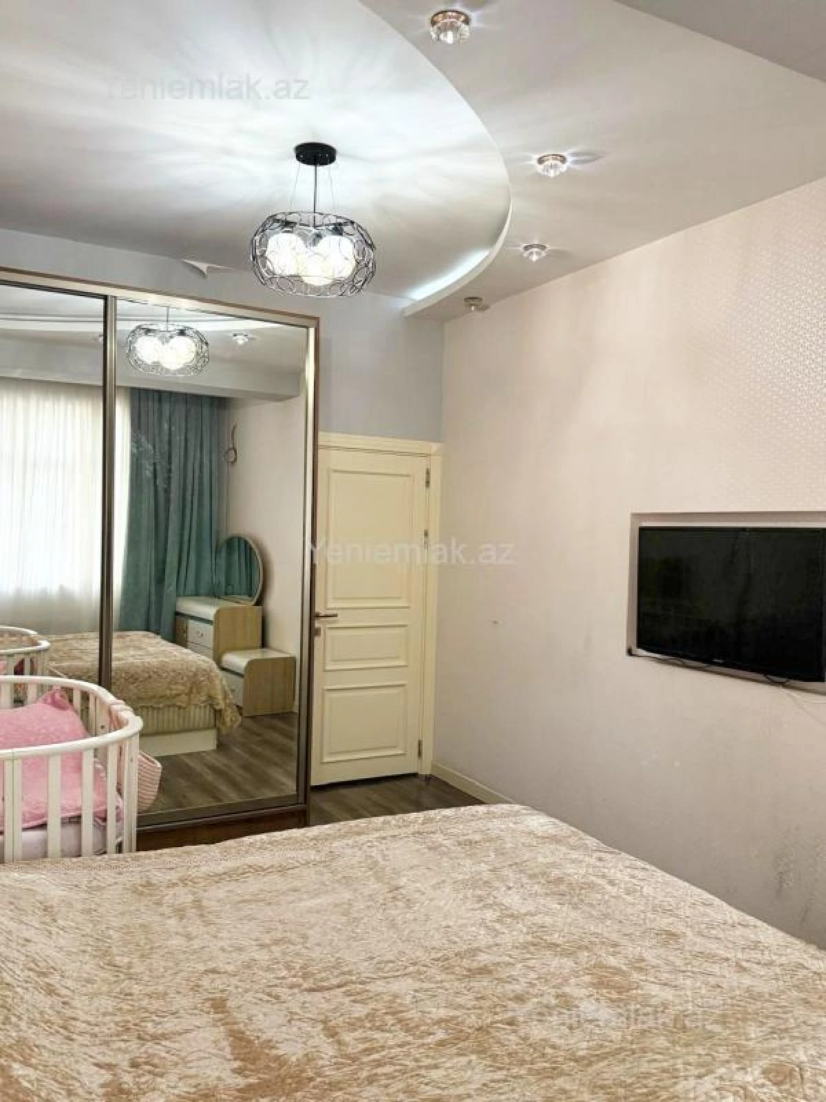 Satılır 3 otaqlı yeni tikili 80 m²