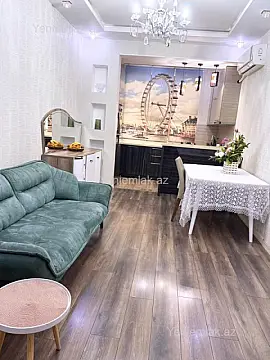 Satılır 3 otaqlı yeni tikili 80 m²