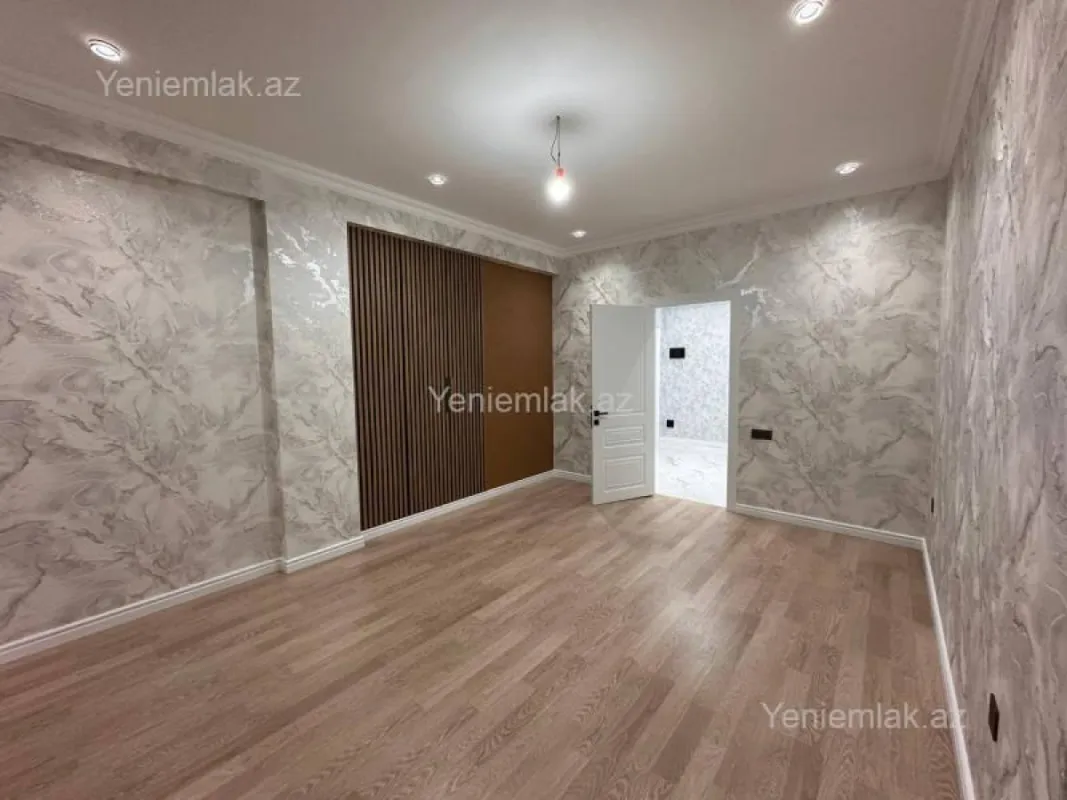 Satılır 2 otaqlı yeni tikili 79 m²