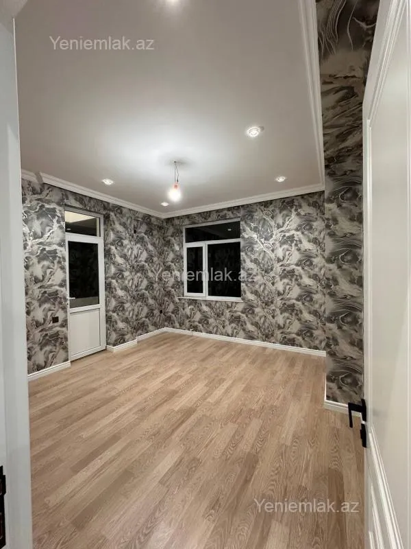 Satılır 2 otaqlı yeni tikili 79 m²