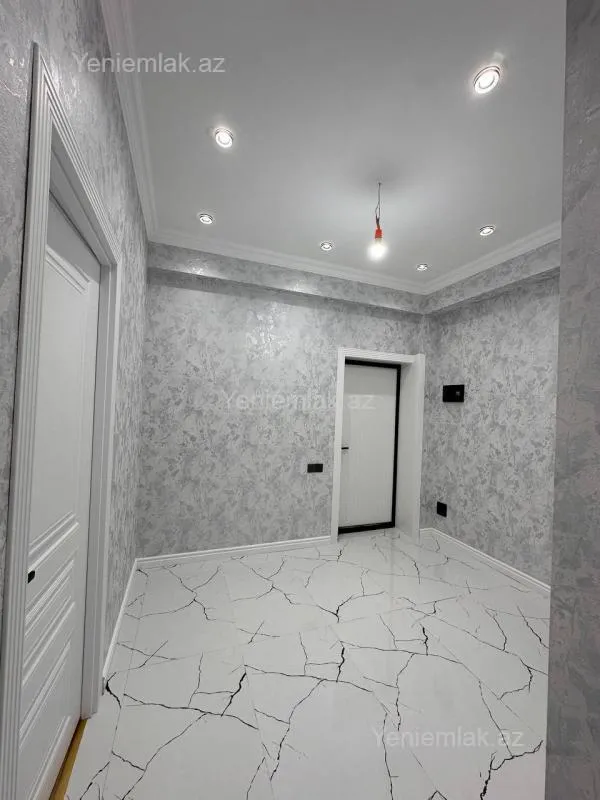 Satılır 2 otaqlı yeni tikili 79 m²