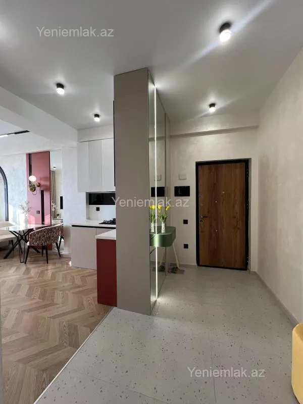 Satılır 3 otaqlı yeni tikili 70 m²