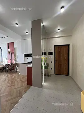 Satılır 3 otaqlı yeni tikili 70 m²