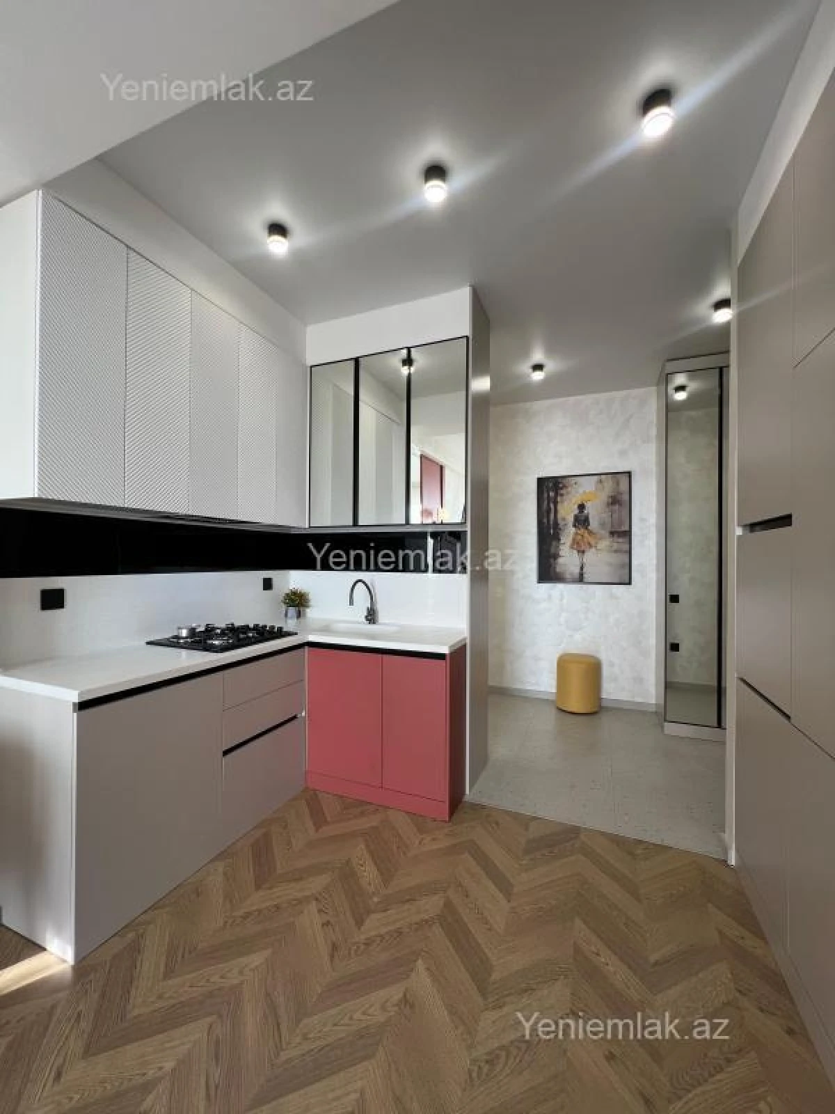 Satılır 3 otaqlı yeni tikili 70 m²