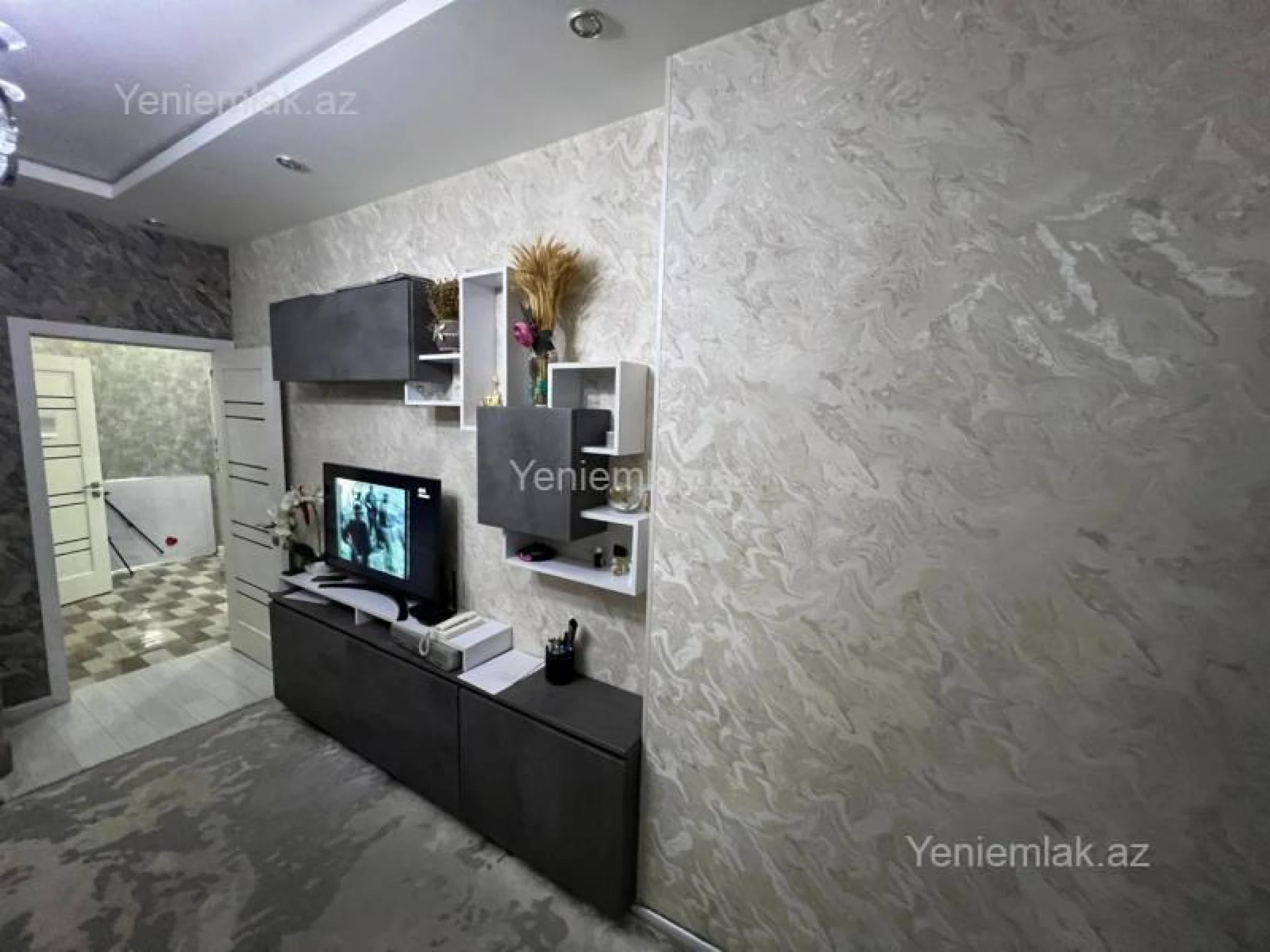 Satılır 3 otaqlı yeni tikili 55 m²