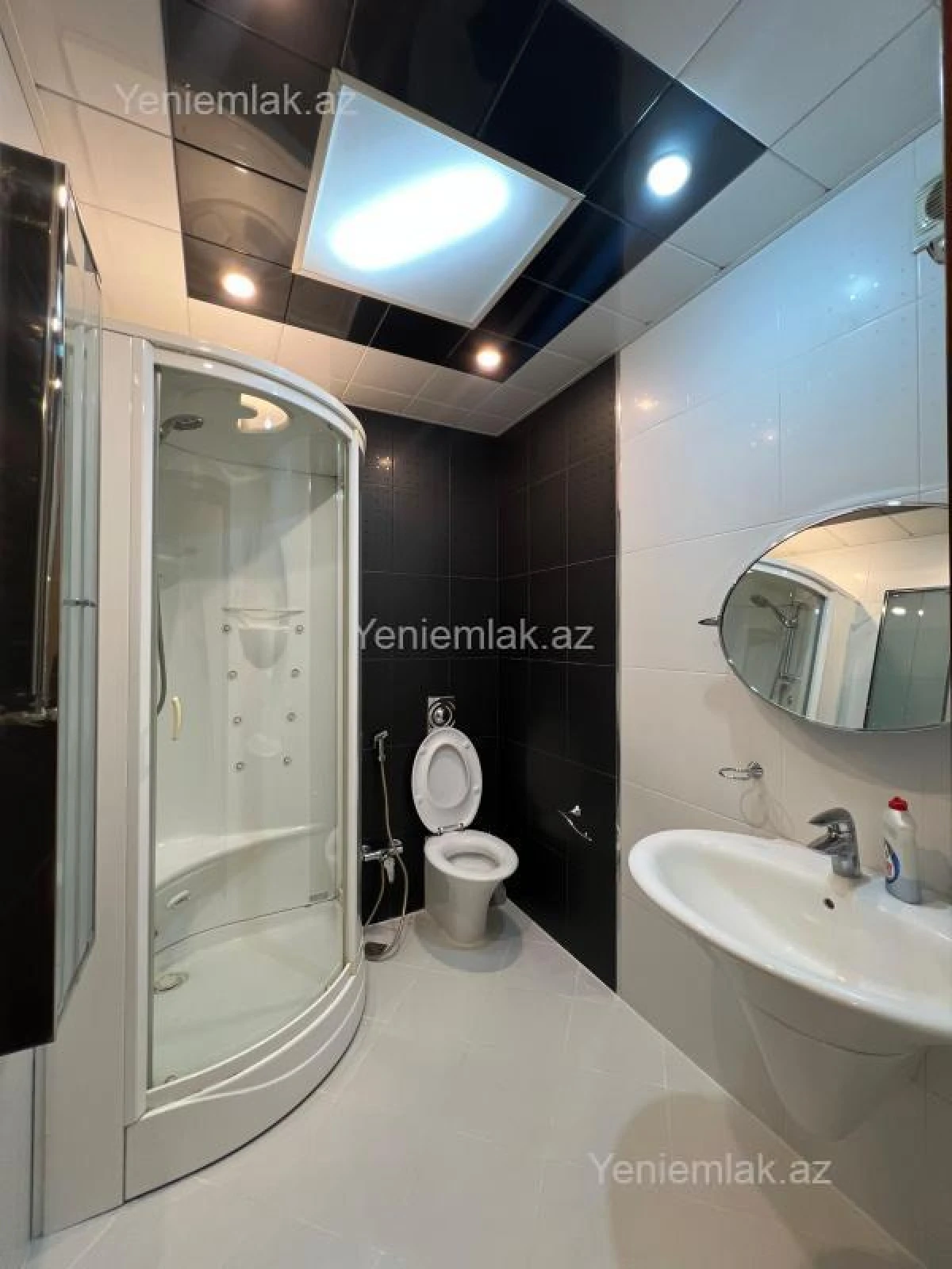 Satılır 5 otaqlı yeni tikili 250 m²