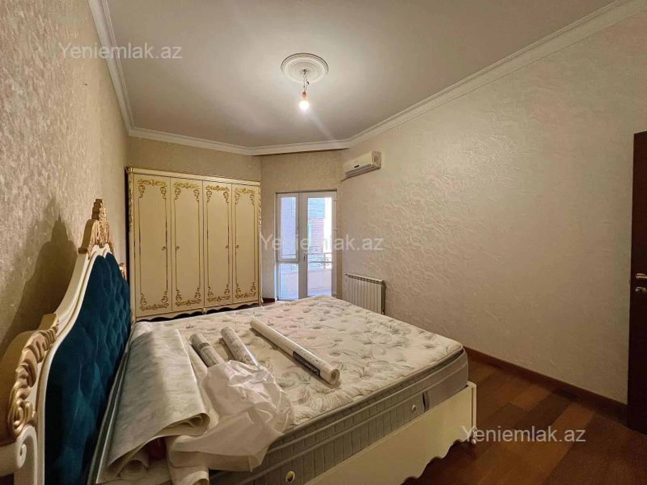 Satılır 5 otaqlı yeni tikili 250 m²