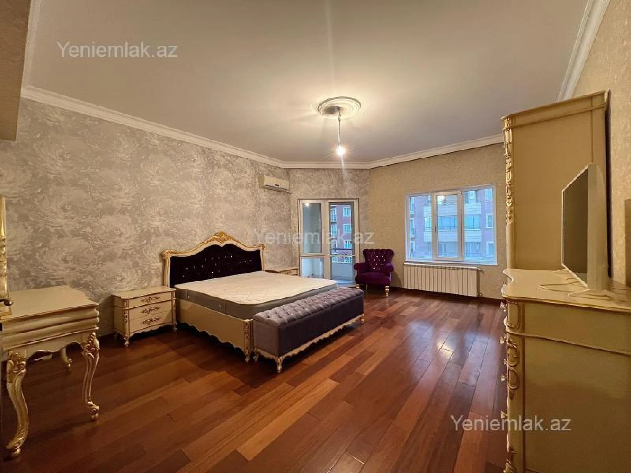 Satılır 5 otaqlı yeni tikili 250 m²