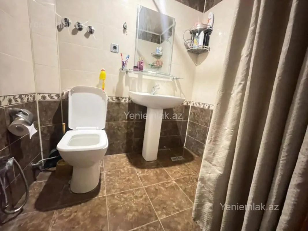 Satılır 3 otaqlı köhnə tikili 56 m²