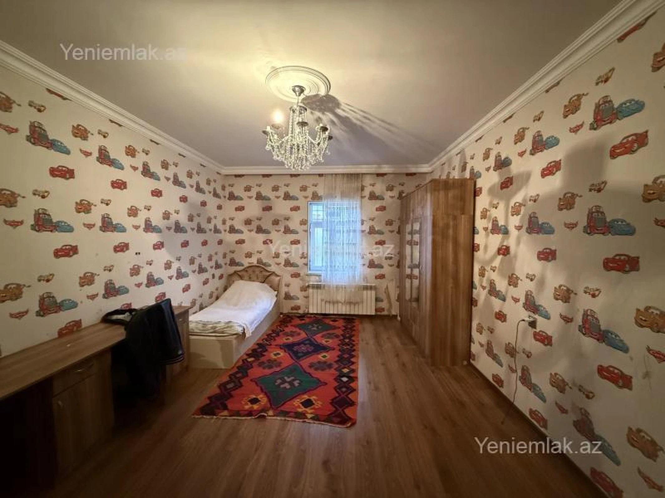 Satılır 6 otaqlı həyət evi 200 m²