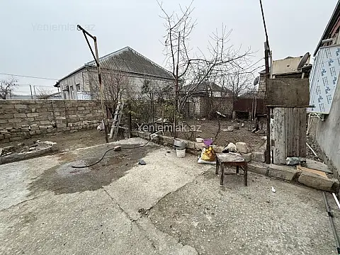 Satılır 6 otaqlı həyət evi 200 m²