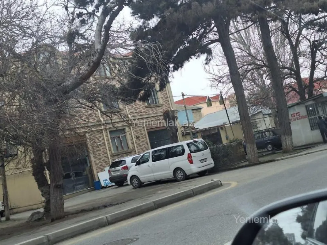 Satılır 11 otaqlı obyekt 450 m²