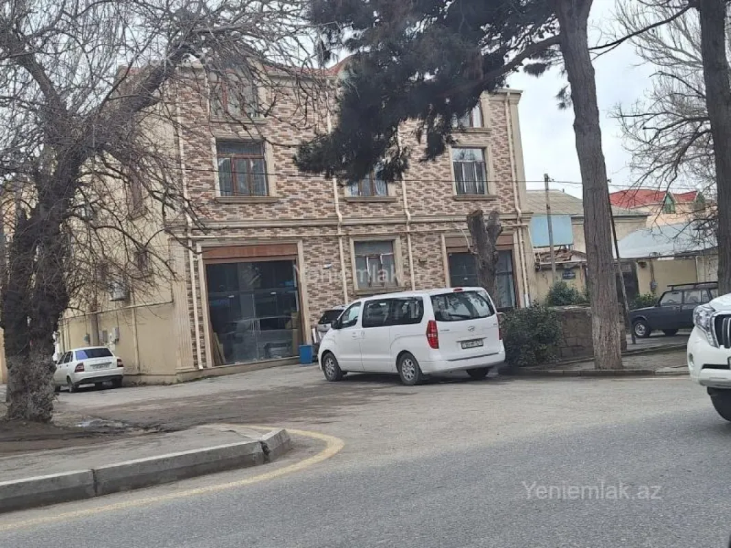 Satılır 11 otaqlı obyekt 450 m²