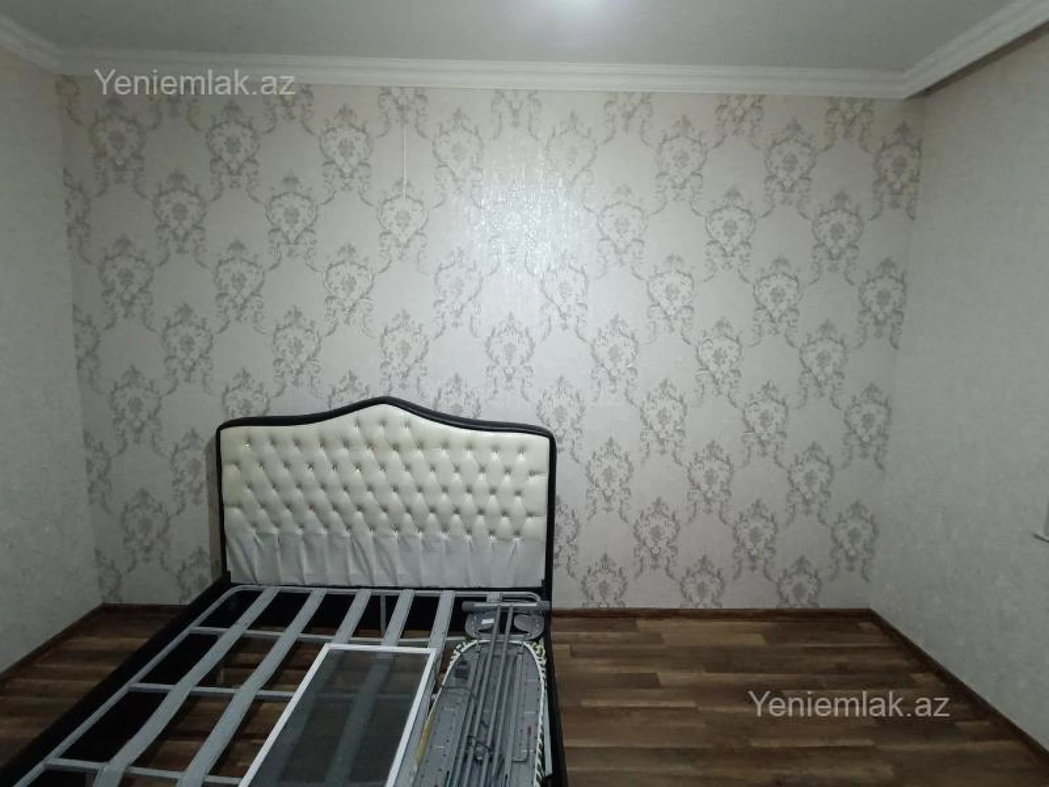 Satılır 4 otaqlı köhnə tikili 93 m²