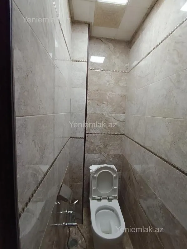 Satılır 4 otaqlı köhnə tikili 93 m²