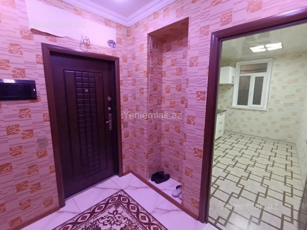 Satılır 4 otaqlı köhnə tikili 93 m²