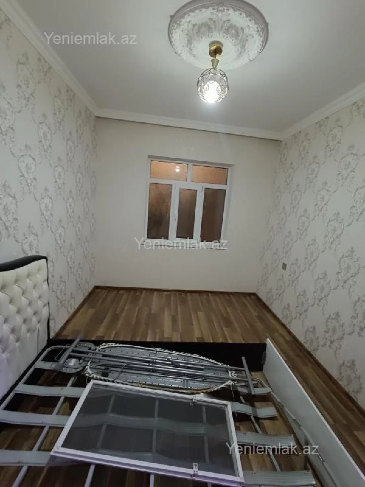 Satılır 4 otaqlı köhnə tikili 93 m²