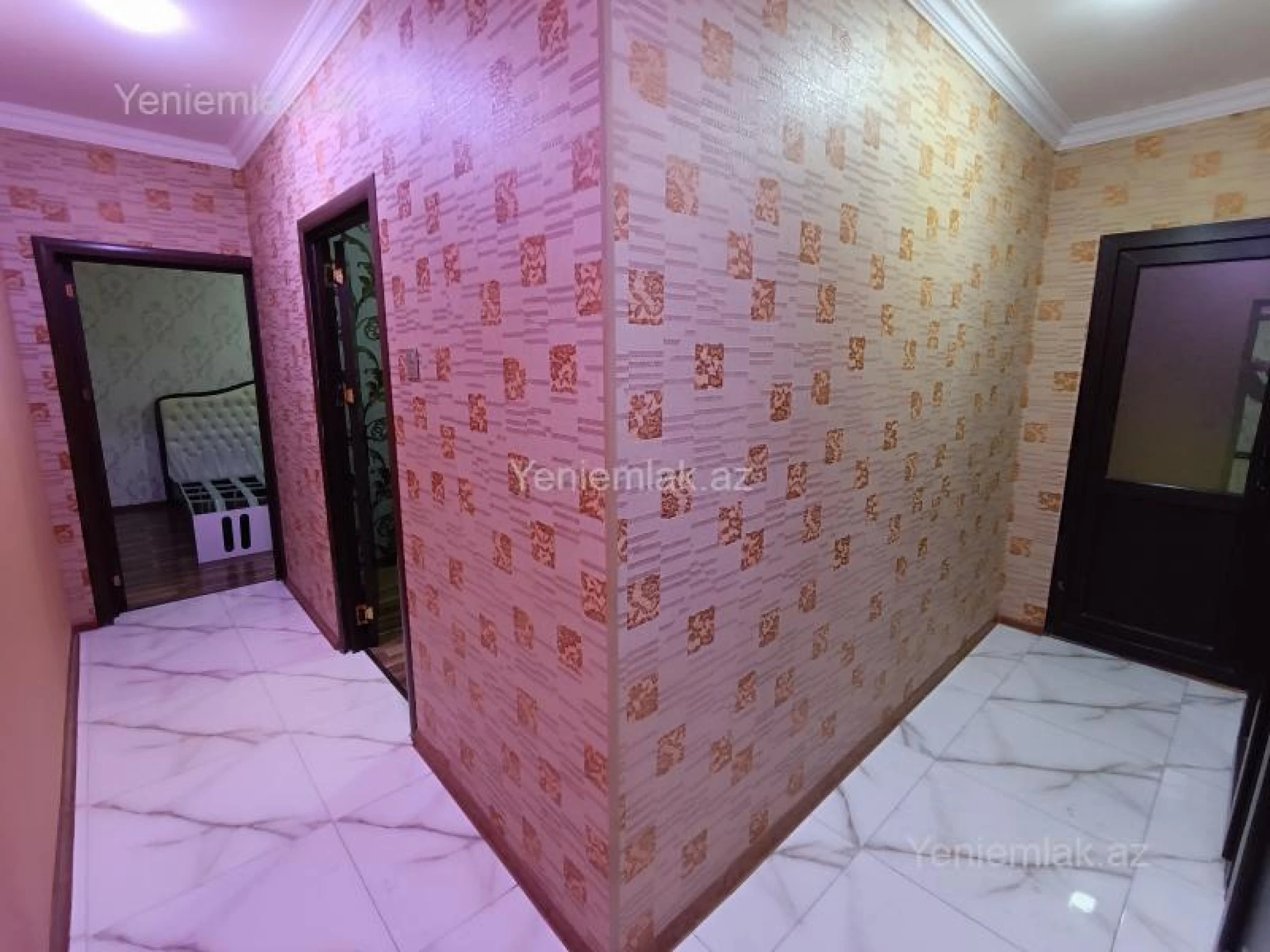 Satılır 4 otaqlı köhnə tikili 93 m²