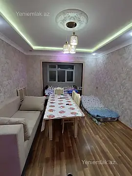 Satılır 4 otaqlı köhnə tikili 93 m²