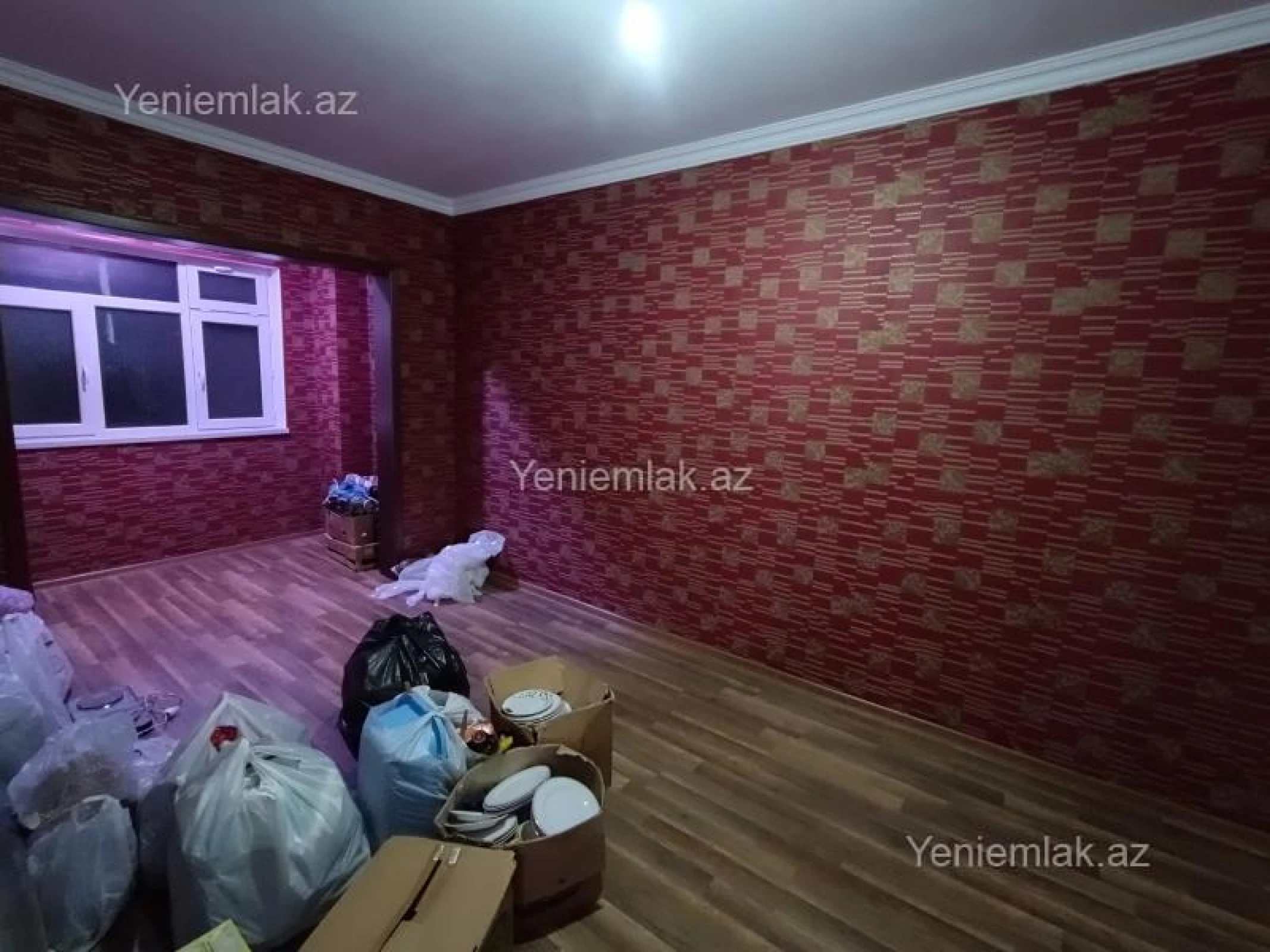 Satılır 4 otaqlı köhnə tikili 93 m²