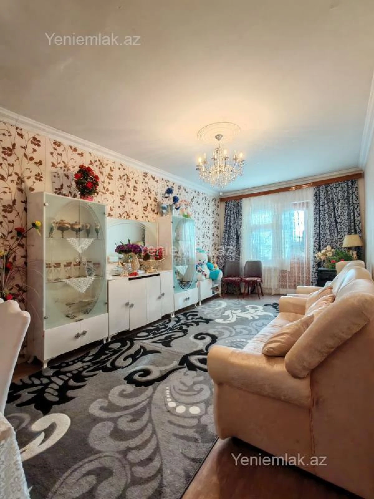 Satılır 3 otaqlı köhnə tikili 95 m²