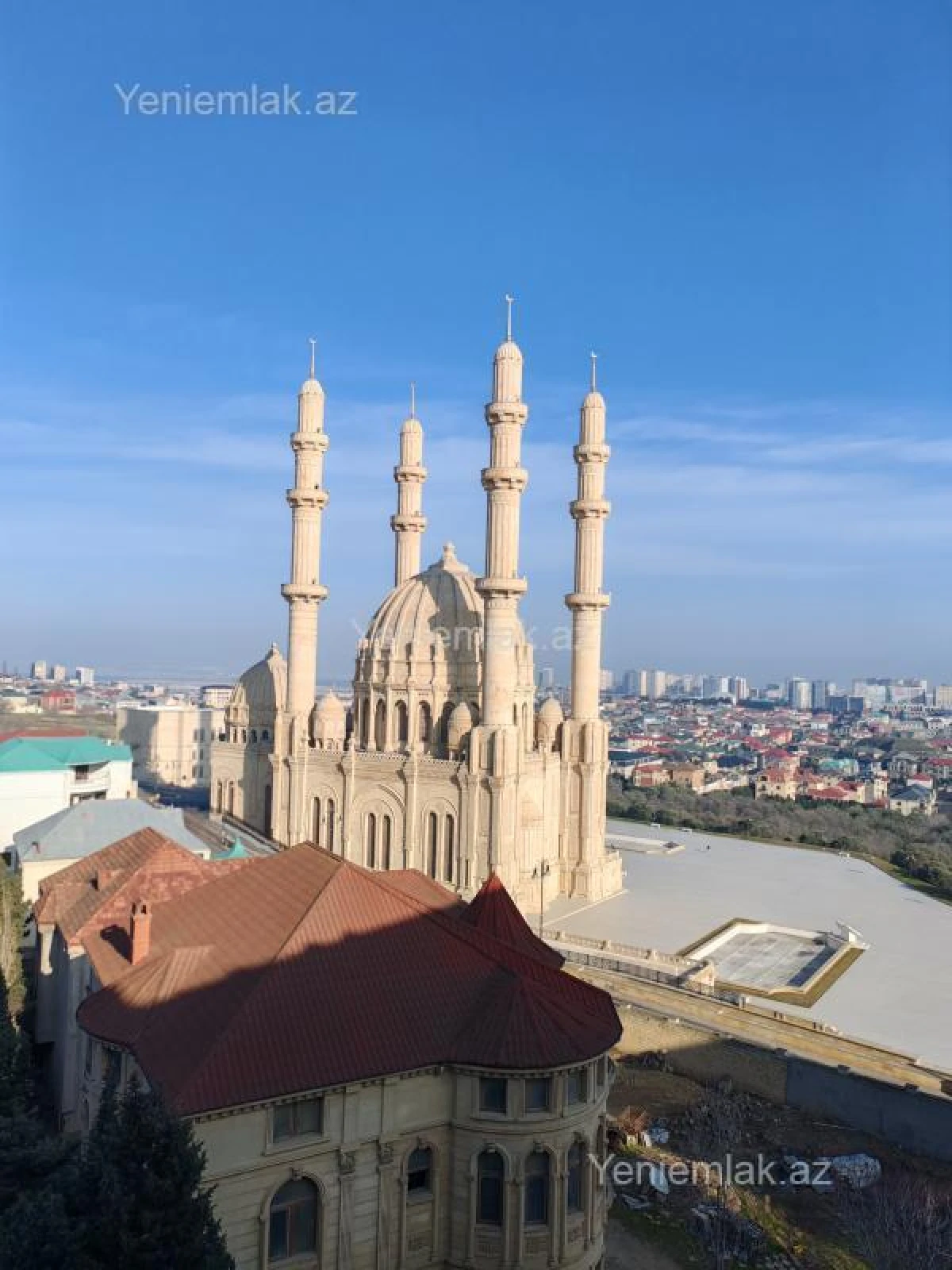 Satılır 3 otaqlı köhnə tikili 95 m²