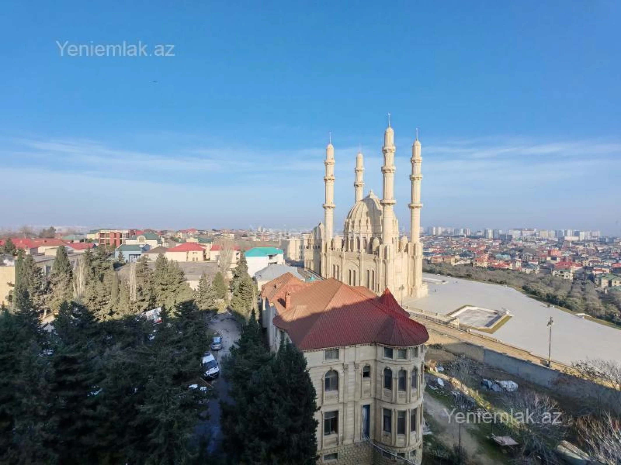 Satılır 3 otaqlı köhnə tikili 95 m²