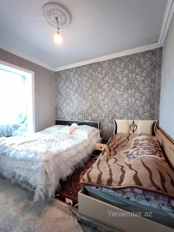 Satılır 3 otaqlı köhnə tikili 95 m²