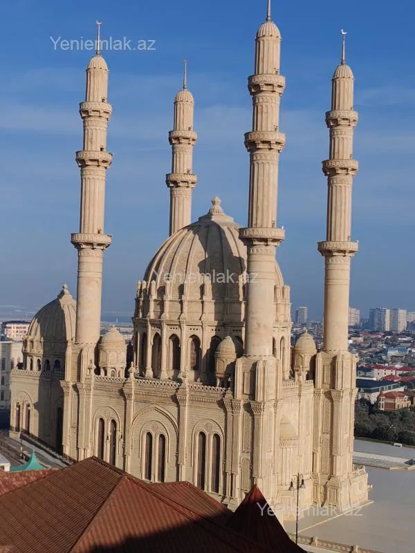 Satılır 3 otaqlı köhnə tikili 95 m²