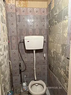 Satılır 3 otaqlı köhnə tikili 72 m²