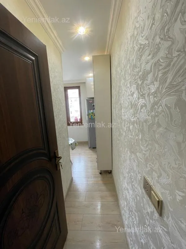 Satılır 2 otaqlı köhnə tikili 50 m²