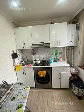 Satılır 2 otaqlı köhnə tikili 50 m²