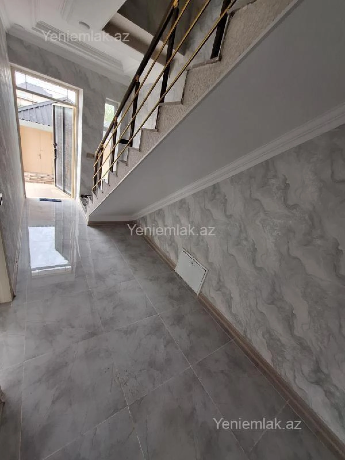 Satılır 4 otaqlı həyət evi 170 m²